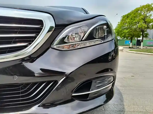 Mercedes-Benz E-Class 2015