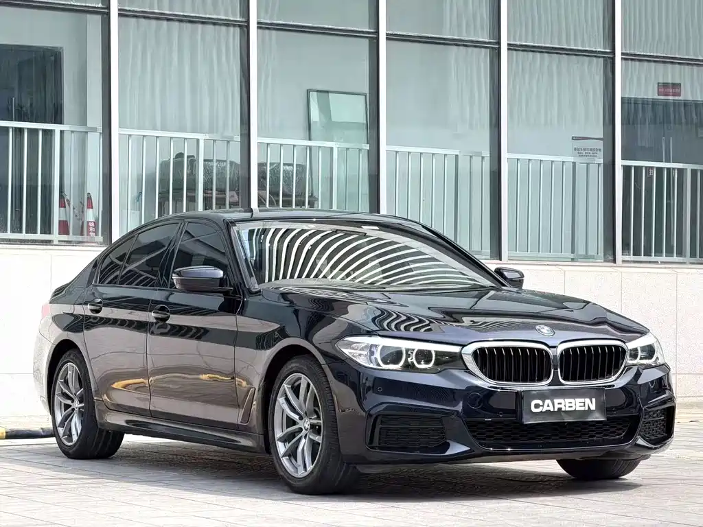 BMW 5 Series 2019 — фото 2