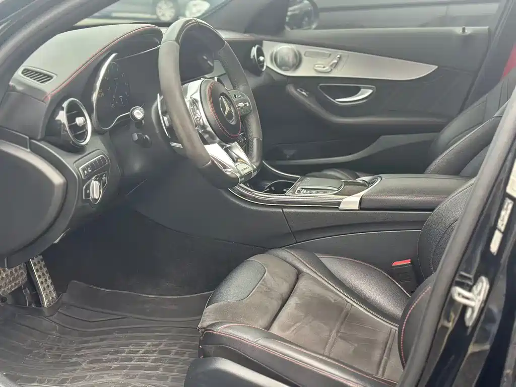 Mercedes-Benz C-Class AMG 2020 — фото 4