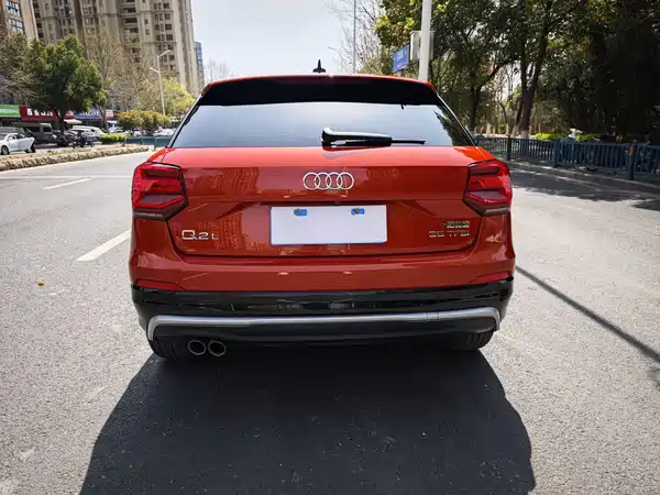 Audi Q2L 2021