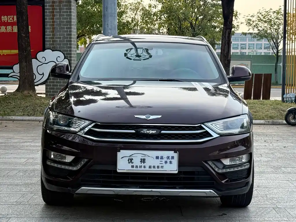 Zotye SR7 2018 — фото 2