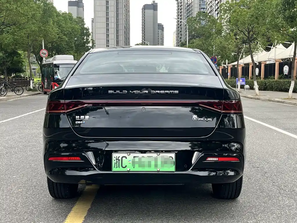 BYD Qin PLUS 2023 — фото 12