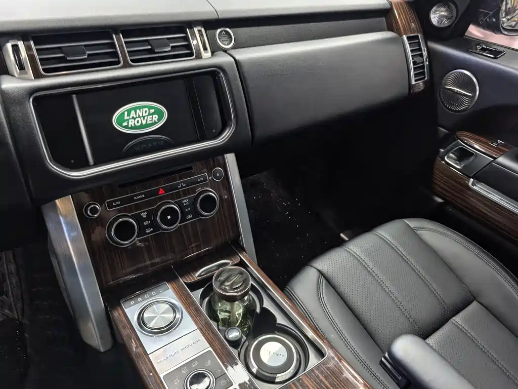 Land Rover Range Rover 2015 — фото 9