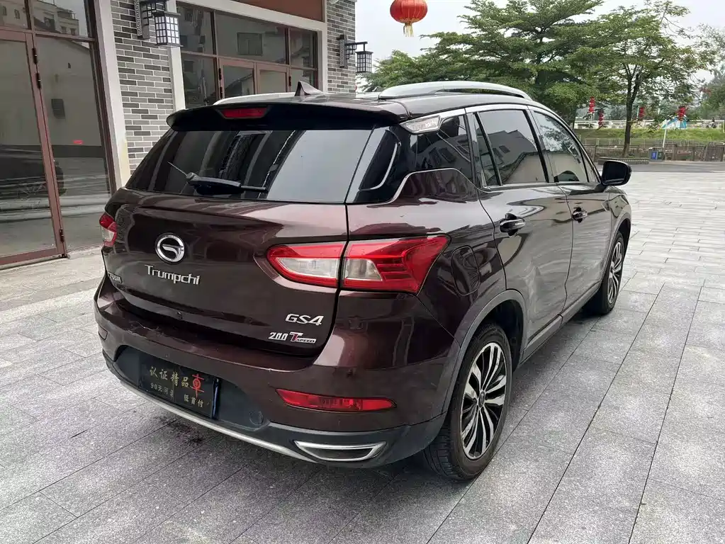 GAC Motor Trumpchi GS4 2015 — фото 10