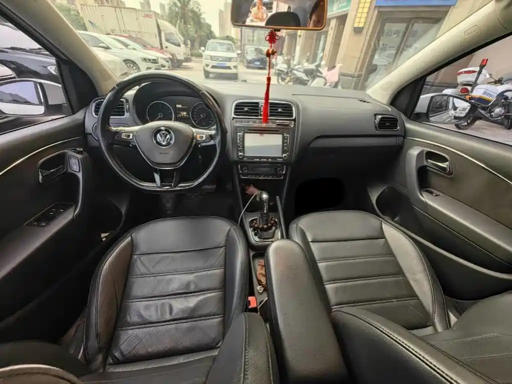 Volkswagen Polo 2014