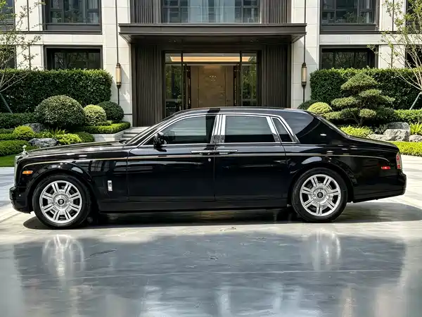 Rolls-Royce Phantom 2015