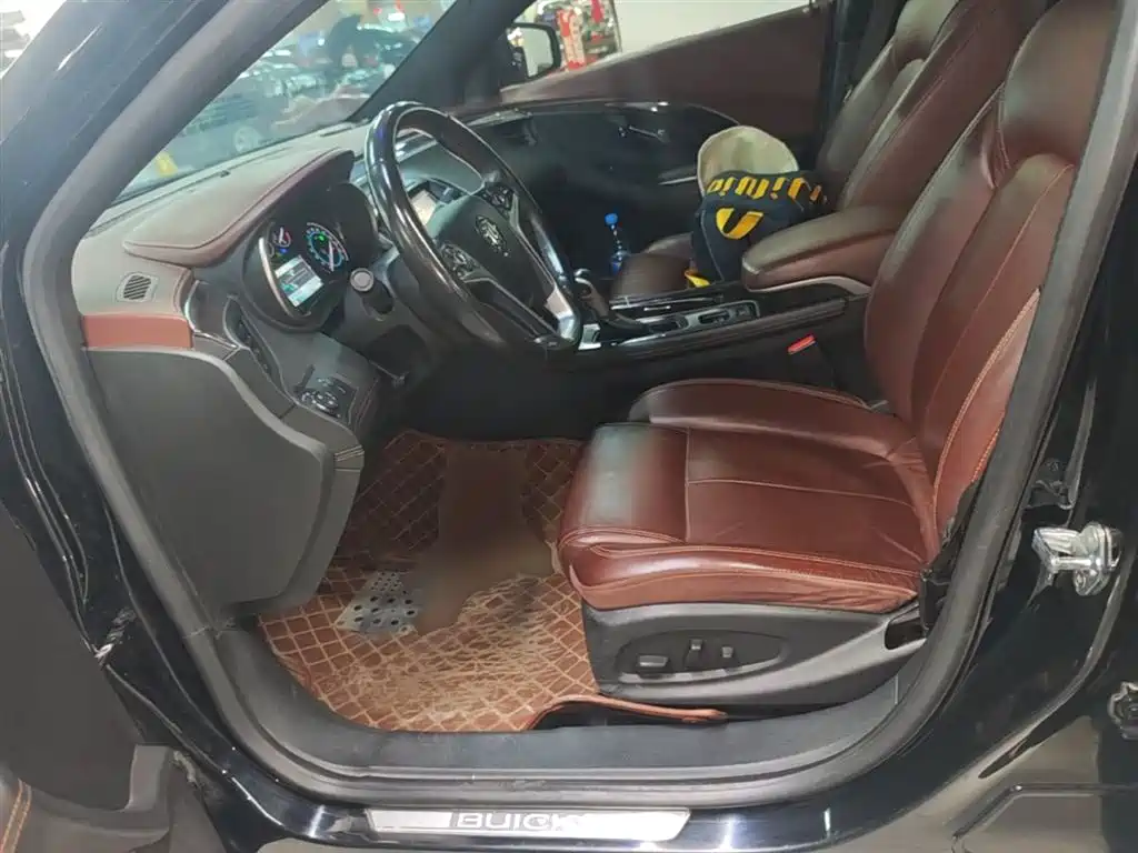 Buick LaCrosse 2015 — фото 15