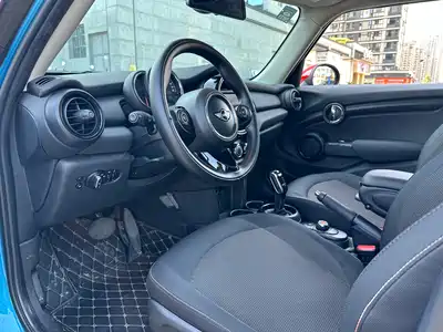 MINI MINI 2018