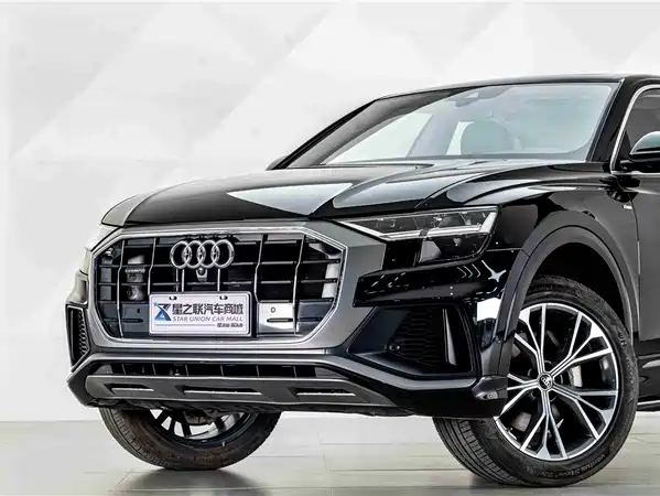 Audi Q8 2021