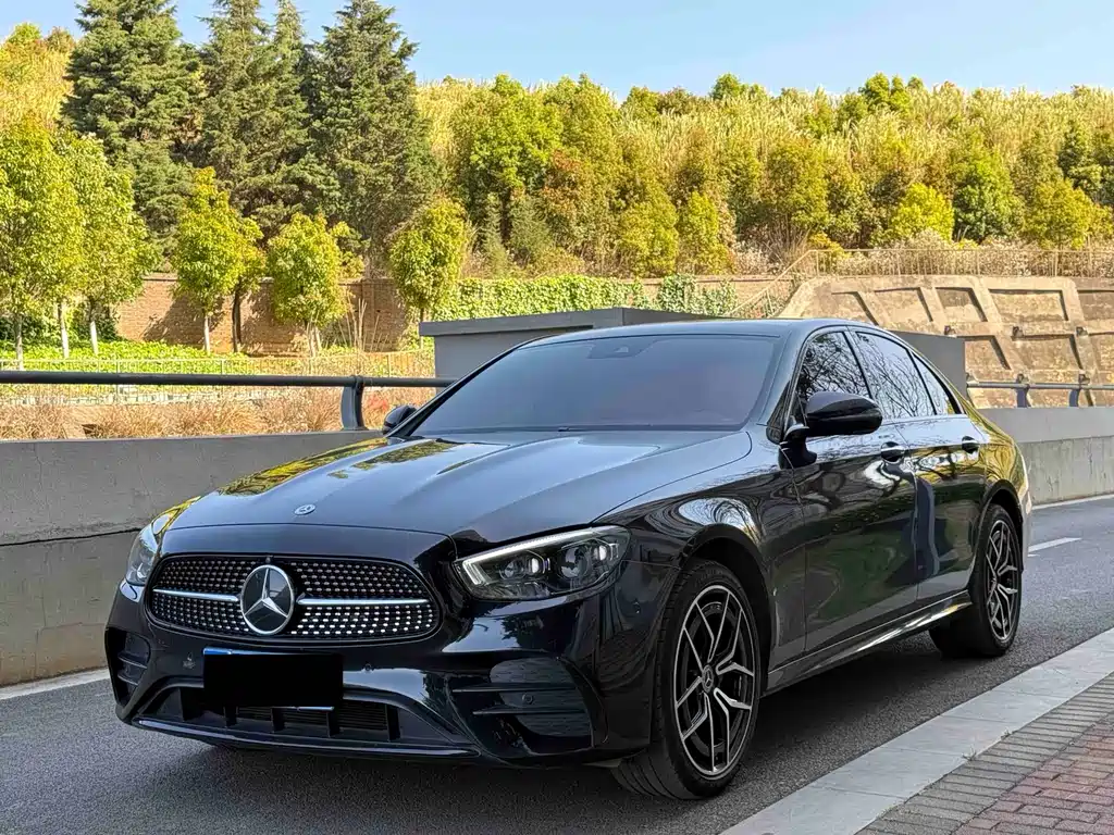 Mercedes-Benz E-Class 2023 — фото 1