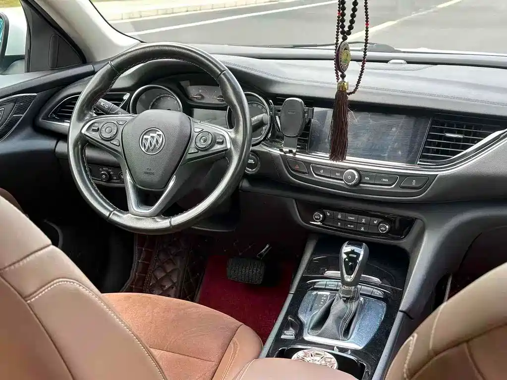 Buick Regal 2019 — фото 11