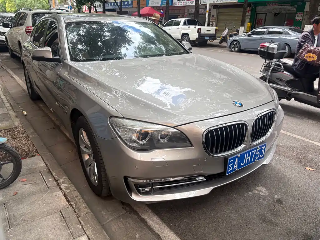 BMW 7 Series 2014 — фото 2