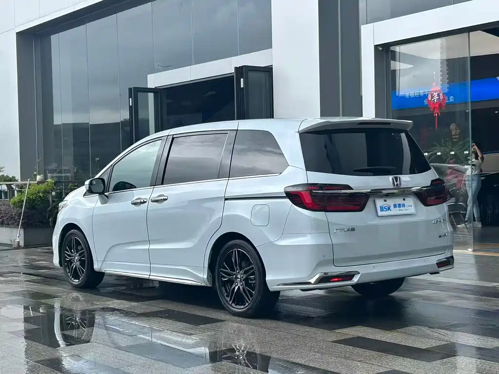 Honda Odyssey 2022 — фото 5