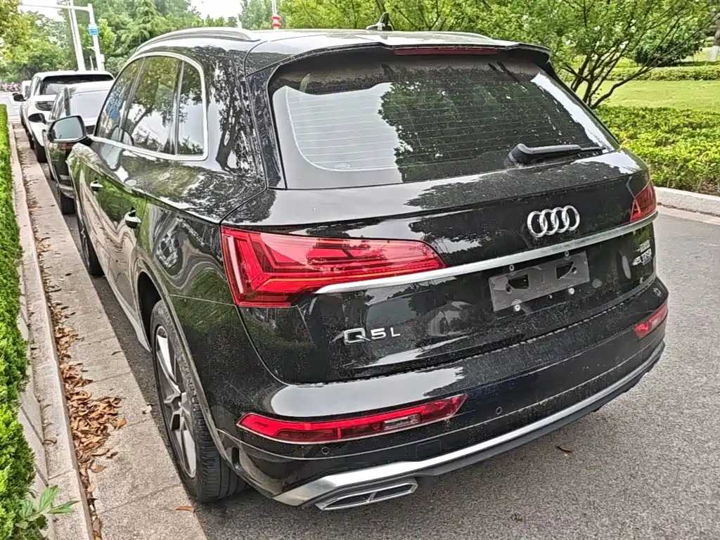 Audi Q5L 2023 — фото 5