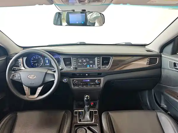 Hyundai Mistra 2016