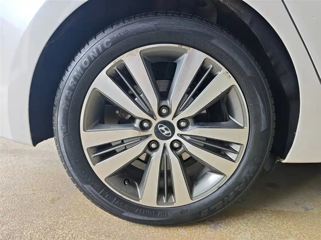 Hyundai Mistra 2016 — фото 12