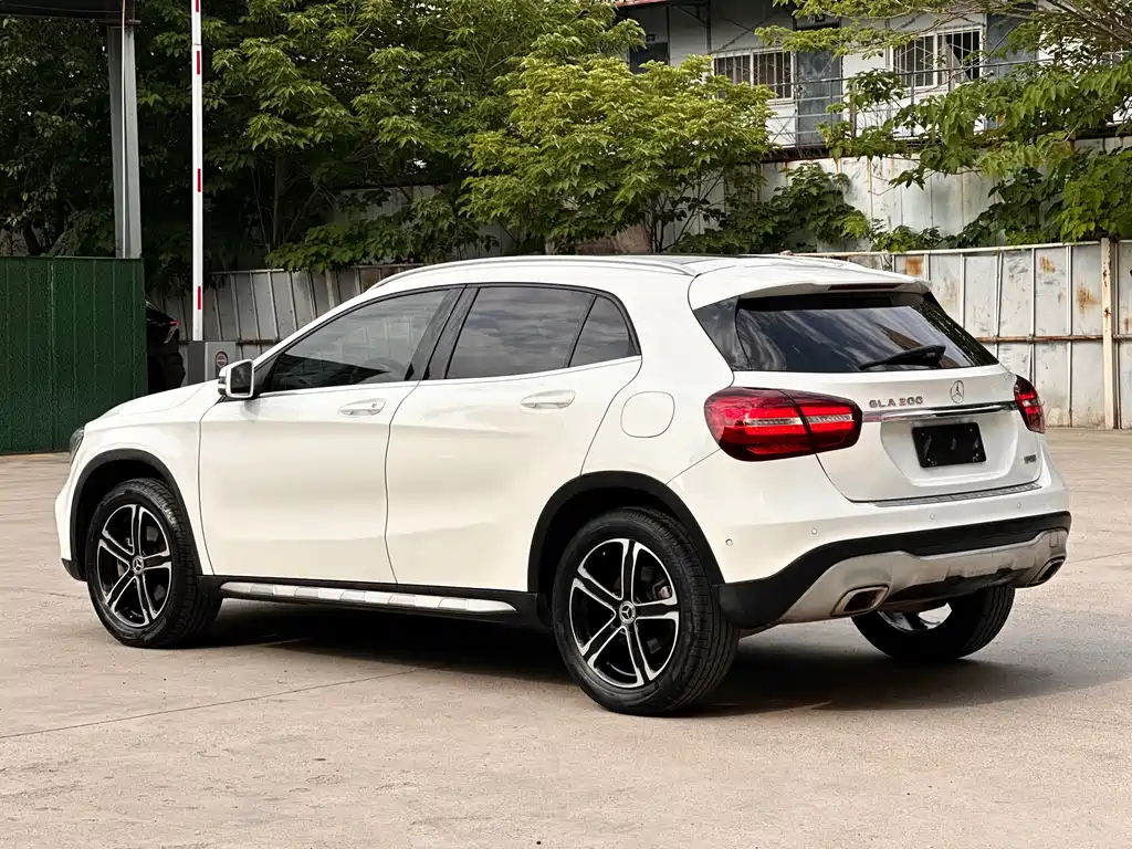 Mercedes-Benz GLA 2018 — фото 5