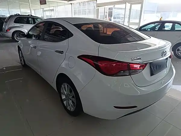 Hyundai Elantra Langdong 2016