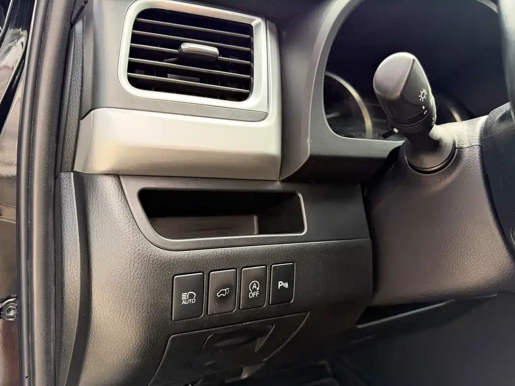 Toyota Highlander 2020 — фото 12