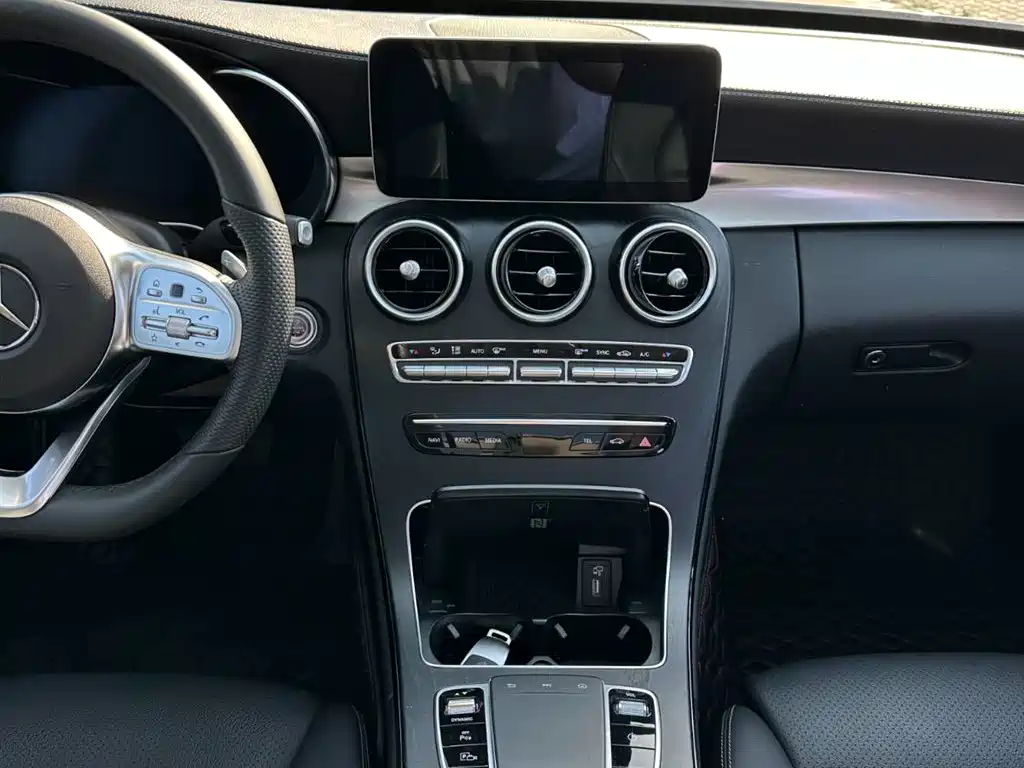 Mercedes-Benz C-Class 2020 — фото 19
