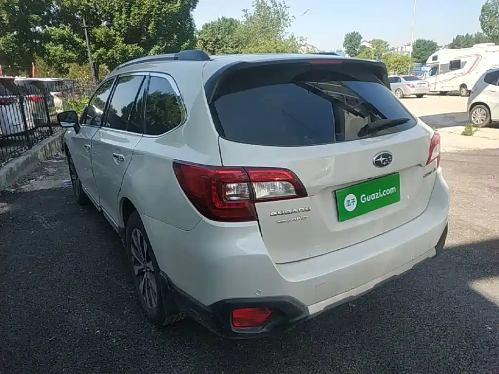 Subaru Outback 2015 — фото 23