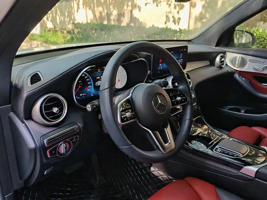 Mercedes-Benz GLC 2021 — фото 11