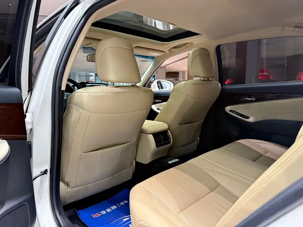 Toyota Crown 2018 — фото 21
