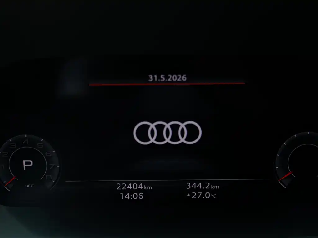Audi A3 2023 — фото 18