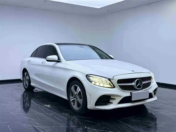 Mercedes-Benz C-Class 2019