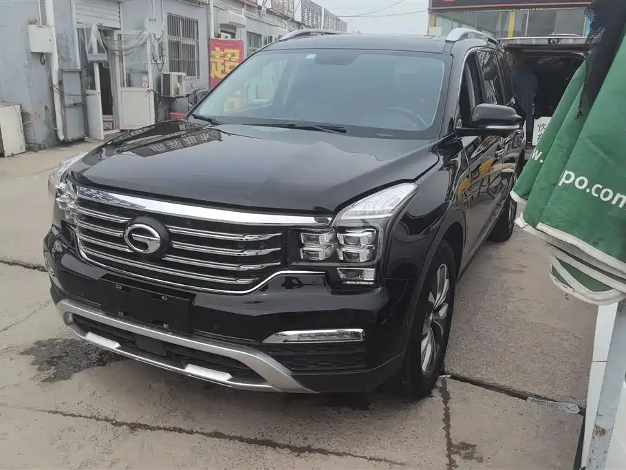 GAC Motor Trumpchi GS8 2017 — фото 1