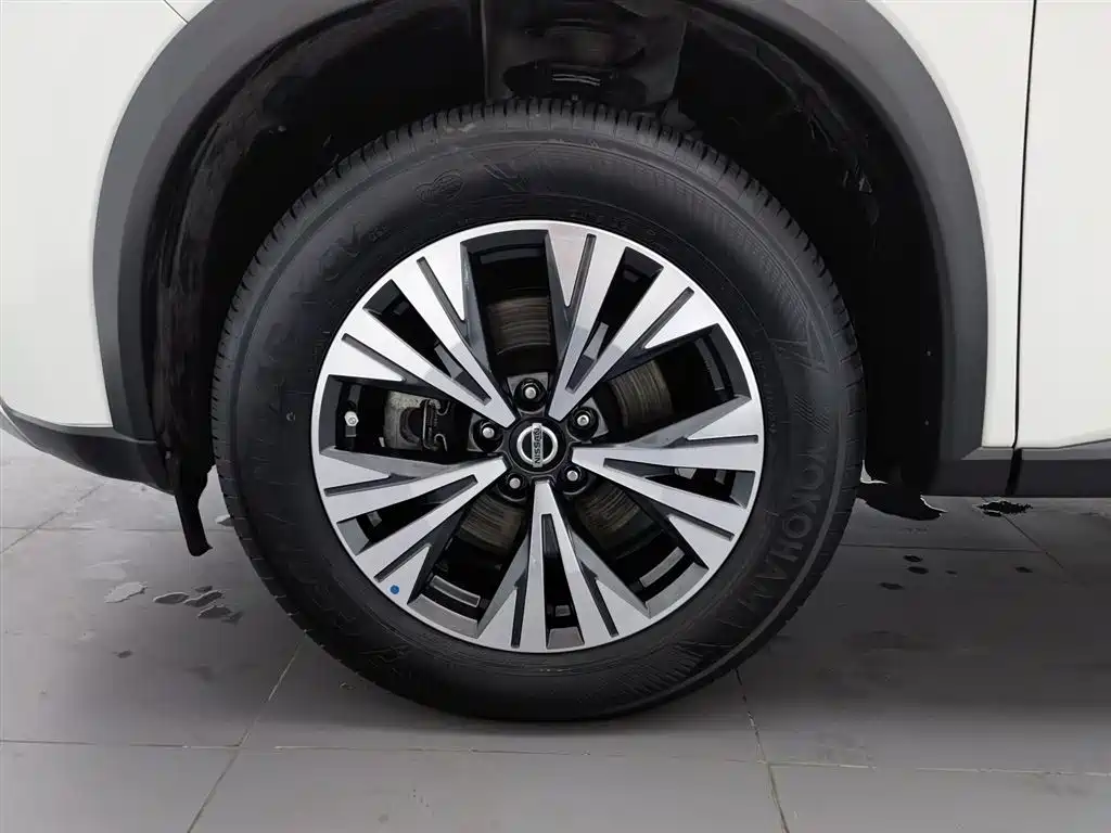 Nissan X-Trail 2021 — фото 17