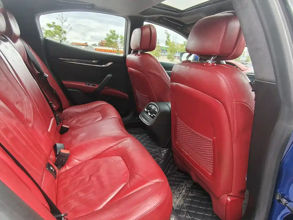 Maserati Ghibli 2015 — фото 13