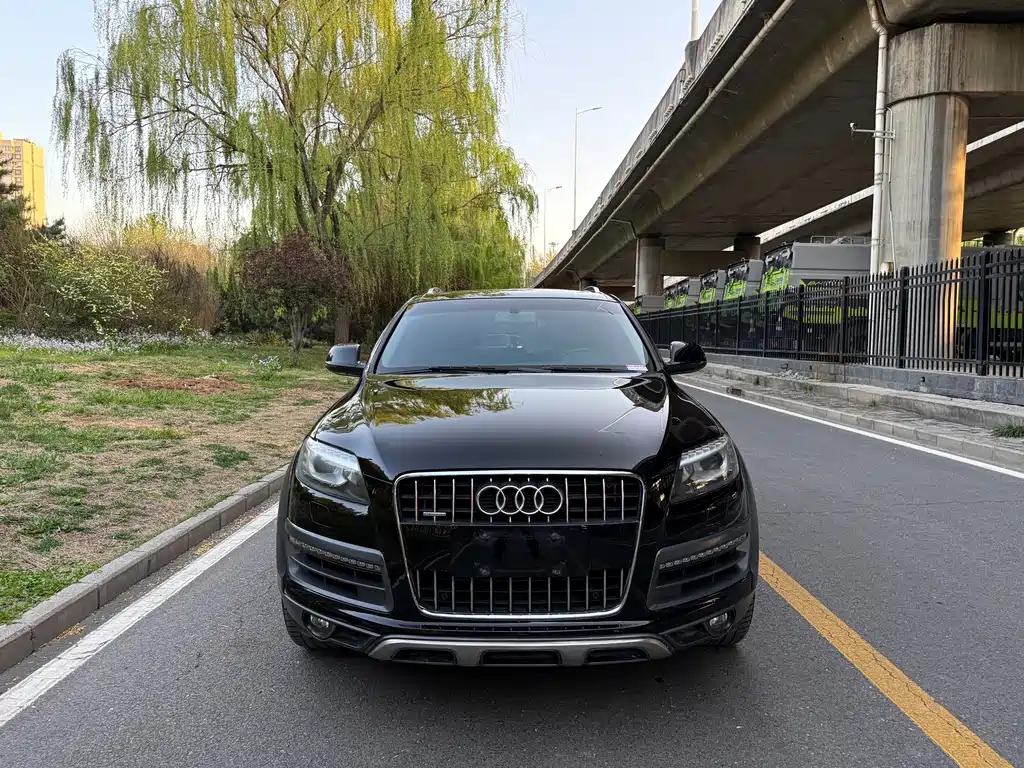 Audi Q7 2015 — фото 2