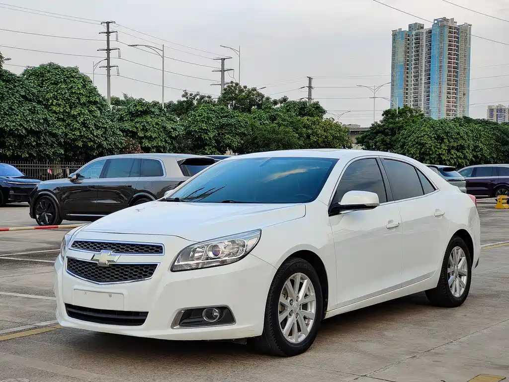Chevrolet Malibu 2014 — фото 1