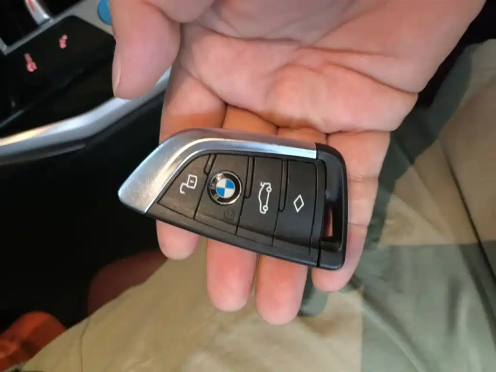 BMW i3 2024 — фото 9
