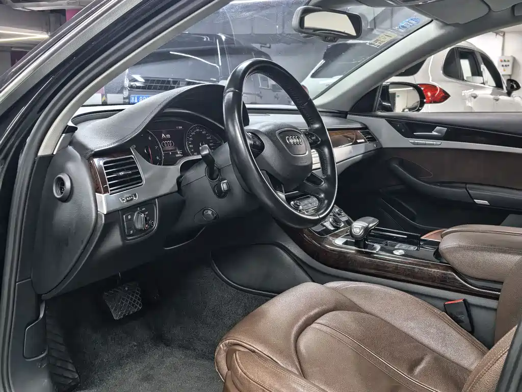 Audi A8 2013