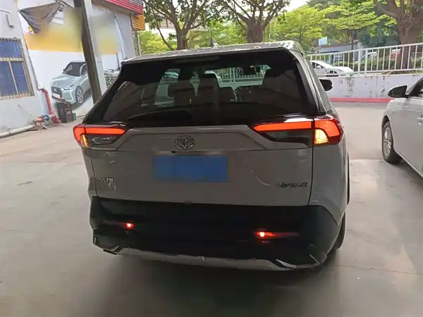 Toyota RAV4 2020