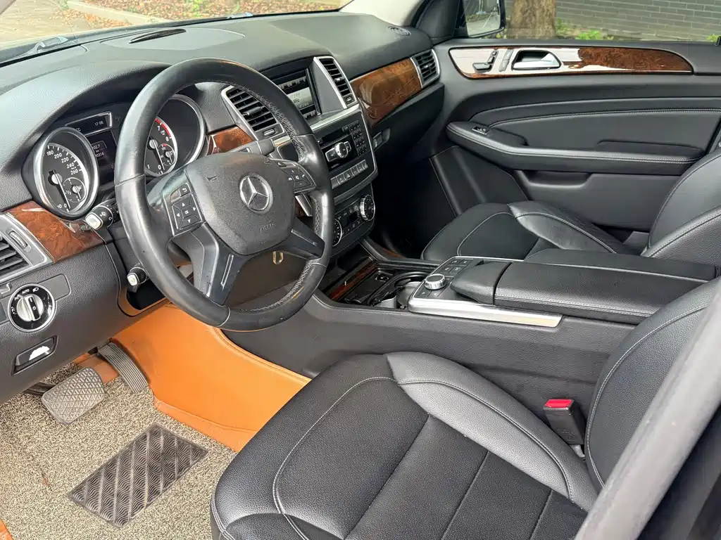 Mercedes-Benz M-Class 2015 — фото 7