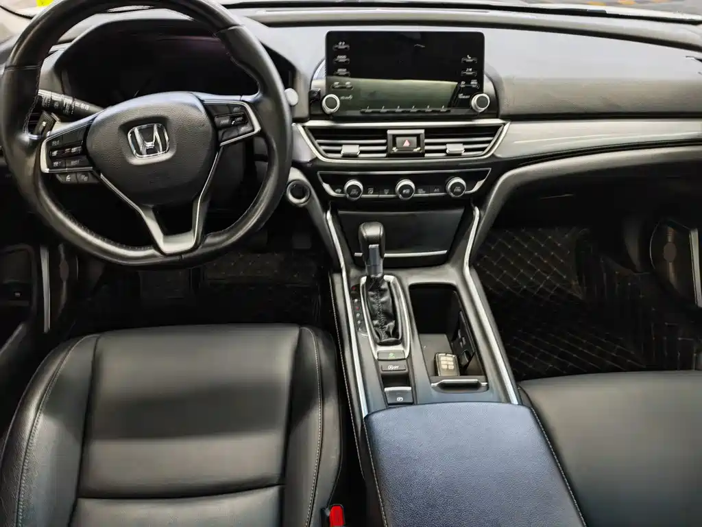 Honda Inspire 2021 — фото 4