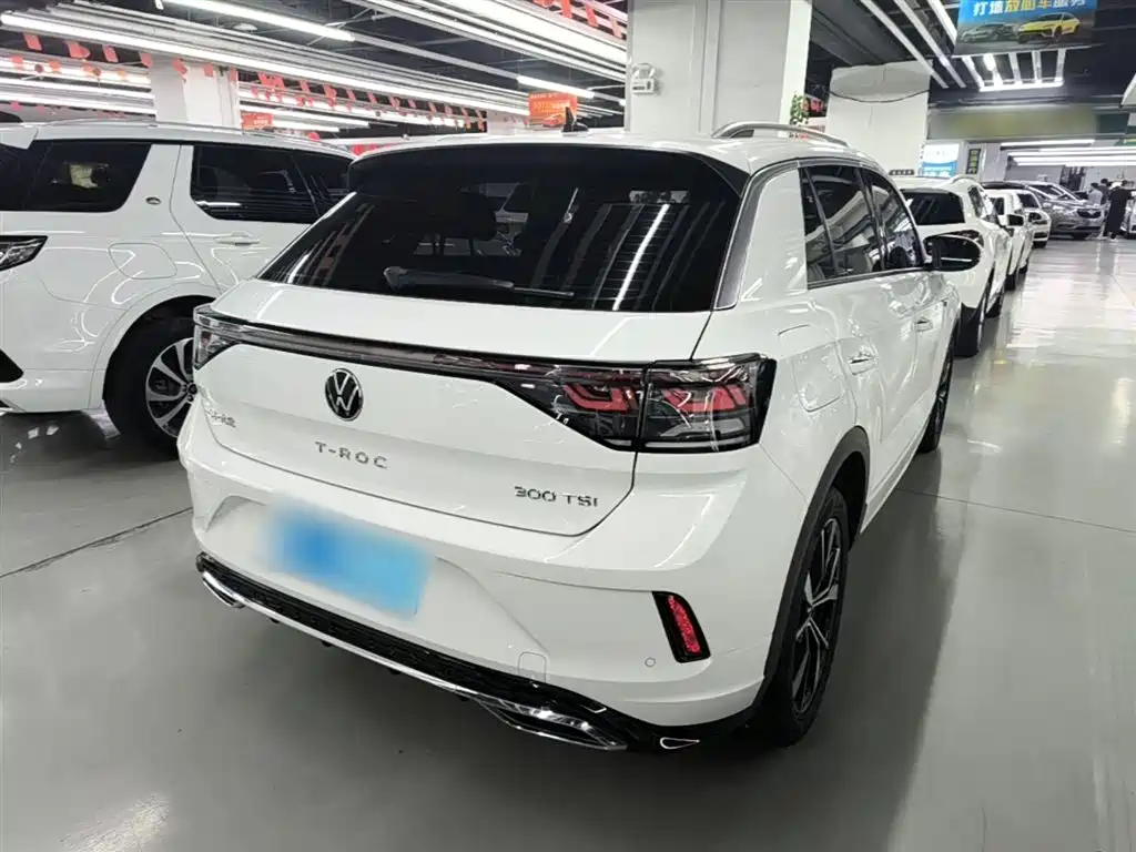 Volkswagen T-Roc 2023 — фото 7