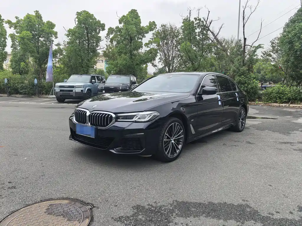BMW 5 Series 2023