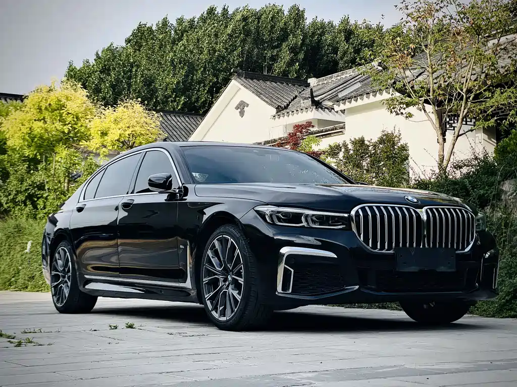 BMW 7 Series 2020 — фото 3