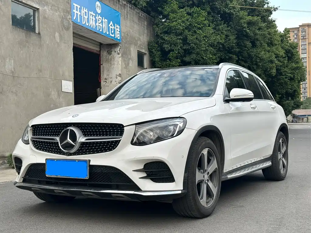 Mercedes-Benz GLC 2017 — фото 1