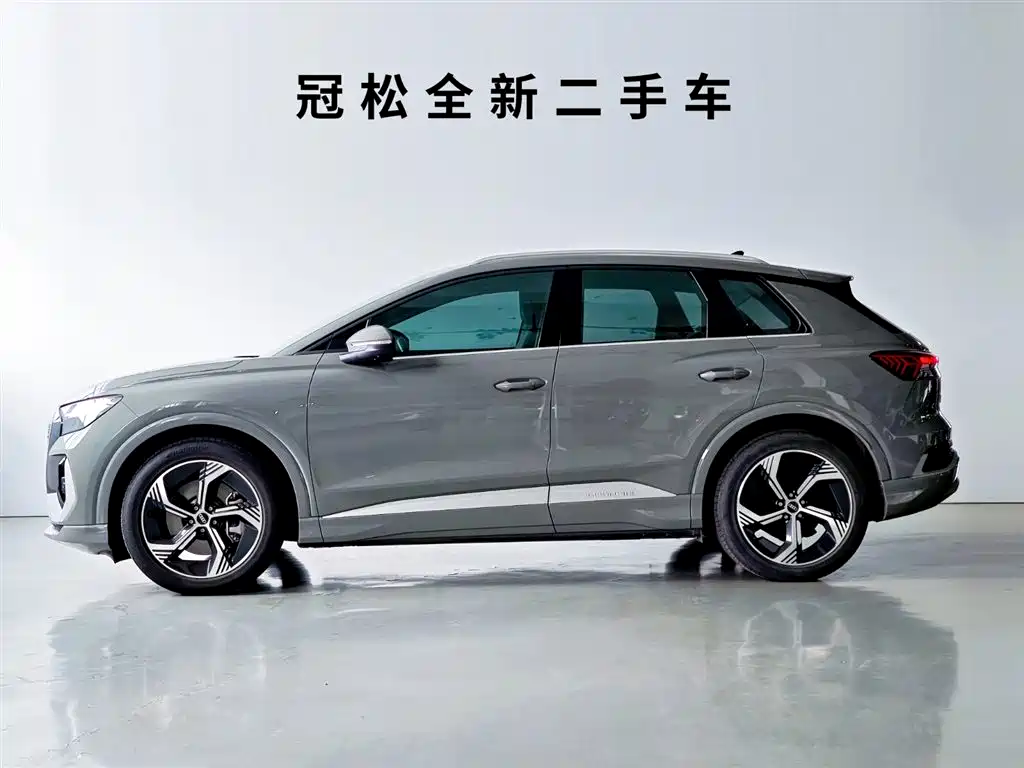 Audi Q4 e-tron 2024 — фото 4