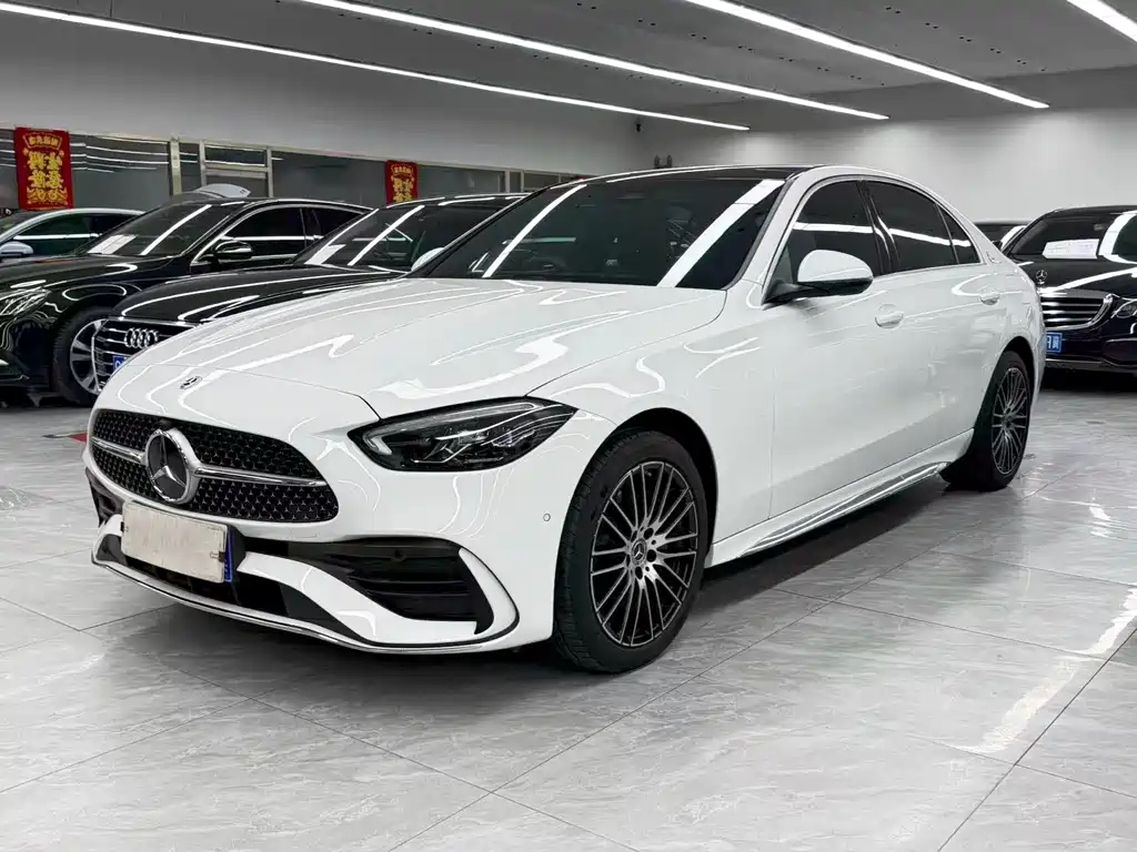 Mercedes-Benz C-Class 2024
