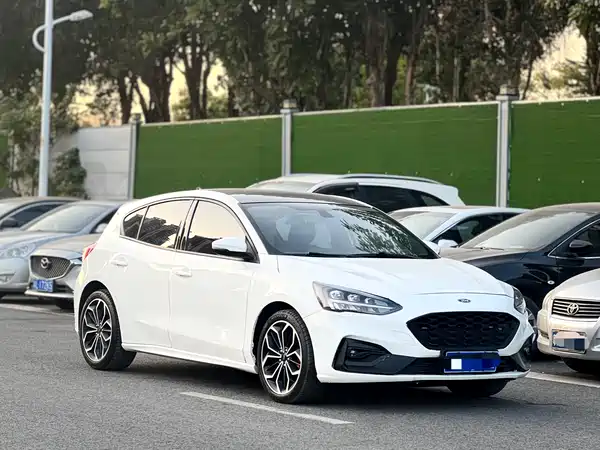 Ford Focus 2021
