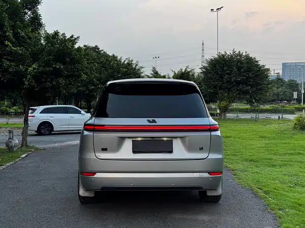 Li Auto L9 2022