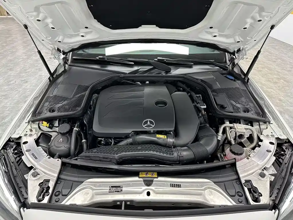 Mercedes-Benz C-Class 2020 — фото 11