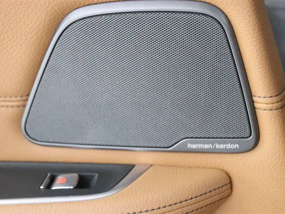 BMW 6 Series GT 2020 — фото 18