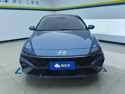 Hyundai Elantra 2024